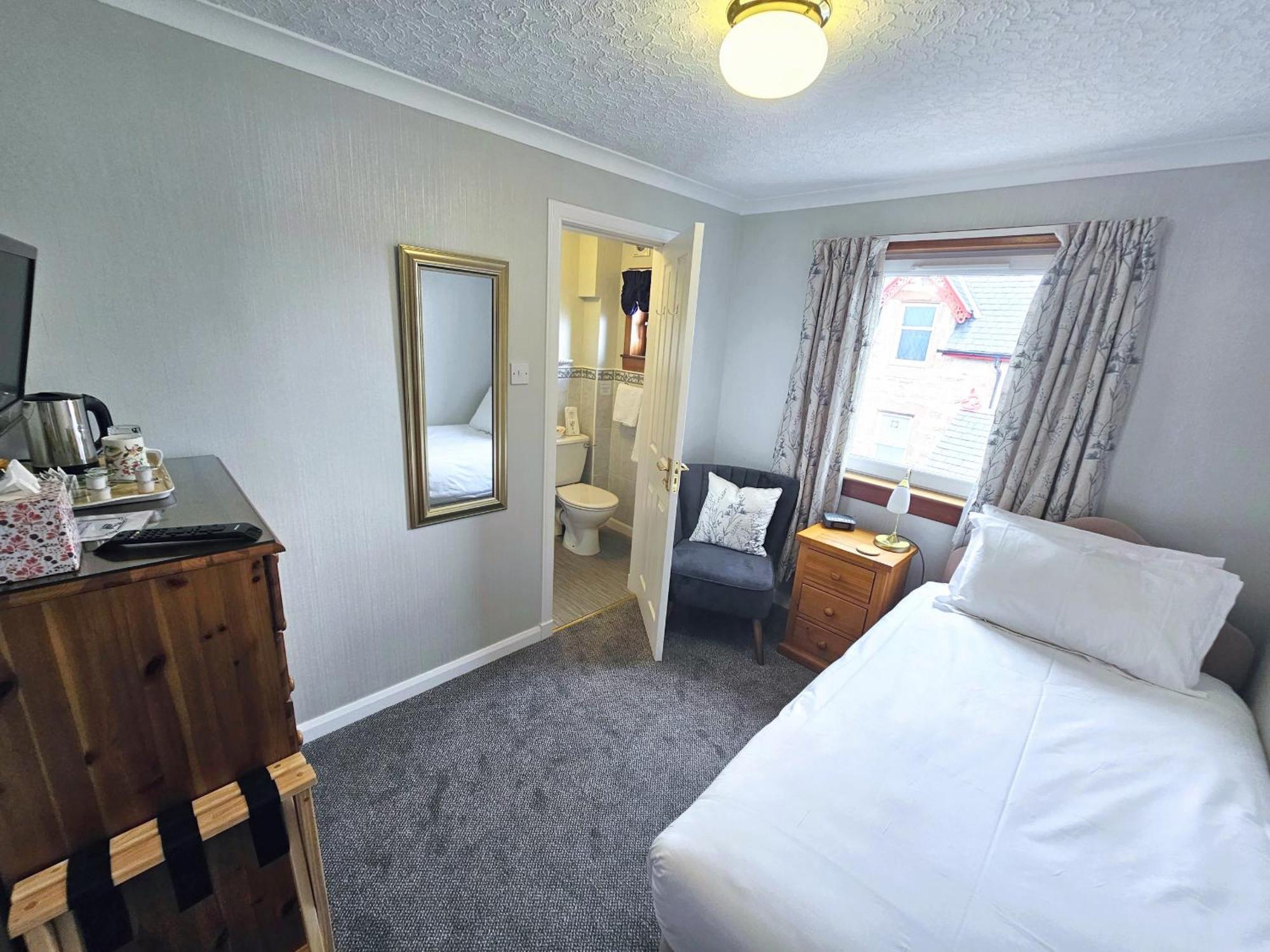 Abermar Guest House - Inverness Ngoại thất bức ảnh